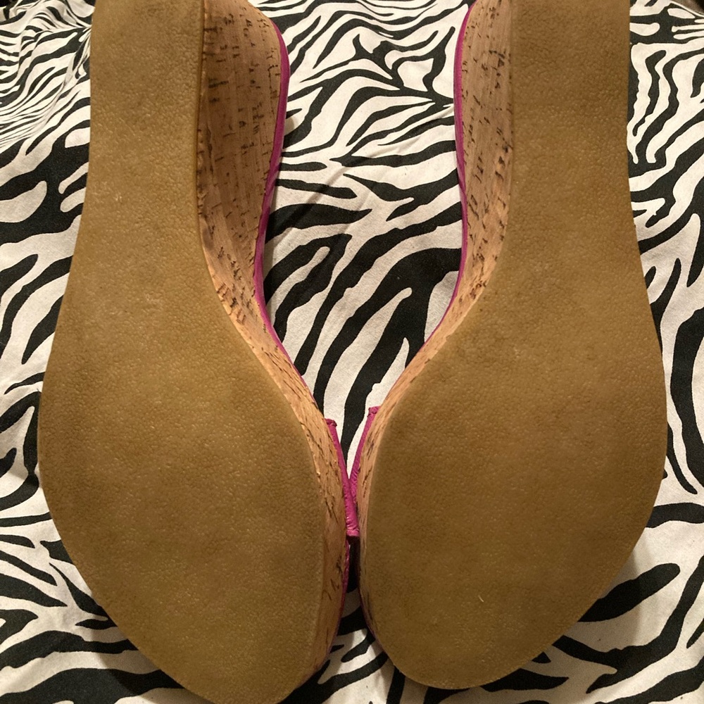 Ladies Size 9 1/2 Rampage Wedge Slides - Picture 5 of 10